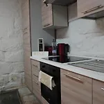 Il-mezzanine Private Traditional And Walking Distance To Bus Terminus 펜션 Cospicua